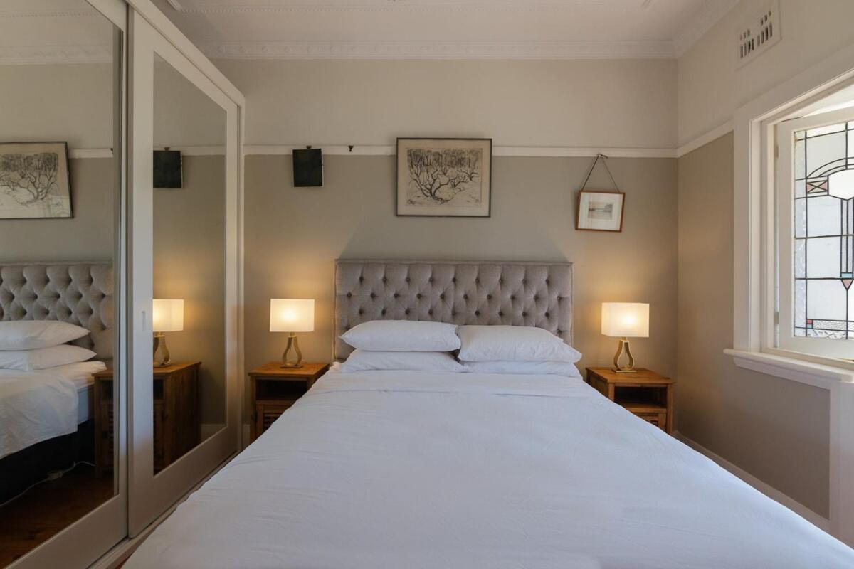 Bronte Boho Chic Near Ocean With Parking *
